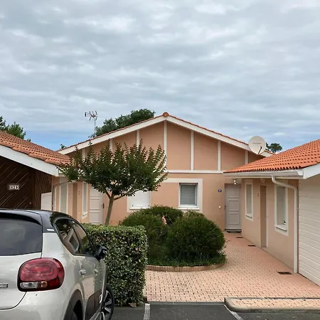 Terraced House, Moliets, Cleaning Included * Moliets-et-Maa